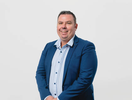Adrian Naumann - $Gerente de Desarrollo de Negocios, APAC (Asia Pacífico)