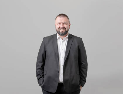 Eddie Bosnjak  - $Chief Customer Officer, Chief Executive Team