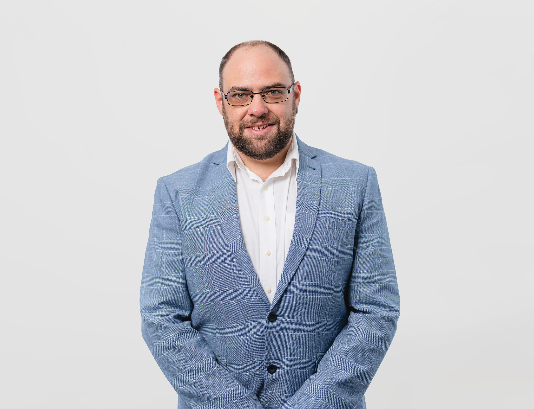 Gary Medill - $Service Account Manager, APAC