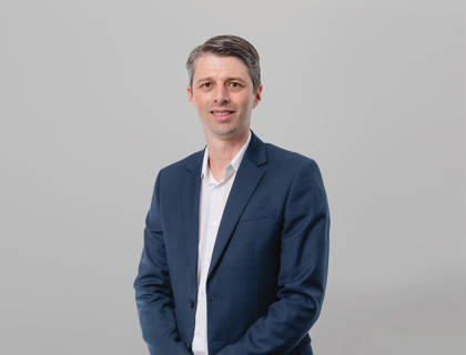 Peter Mann - $Gerente de Desarrollo de Negocios Global, Soluciones para Molinos Pequeños